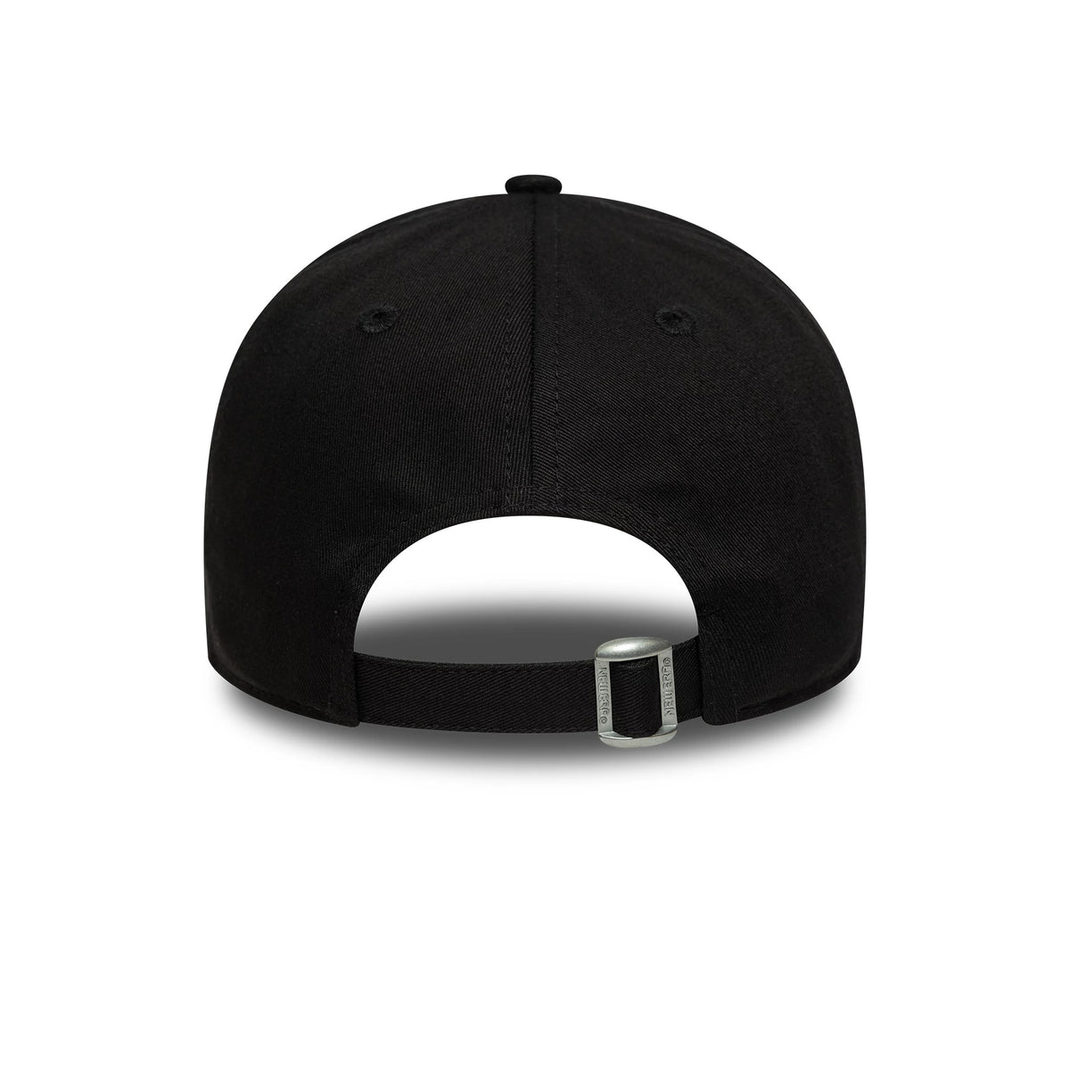 Newcastle United FC Core Black New Era 9FORTY Adjustable Cap, rear view featuring an open back with an adjustable strap and metallic buckle clasp, complemented by a black structured crown and tonal stitched eyelets.