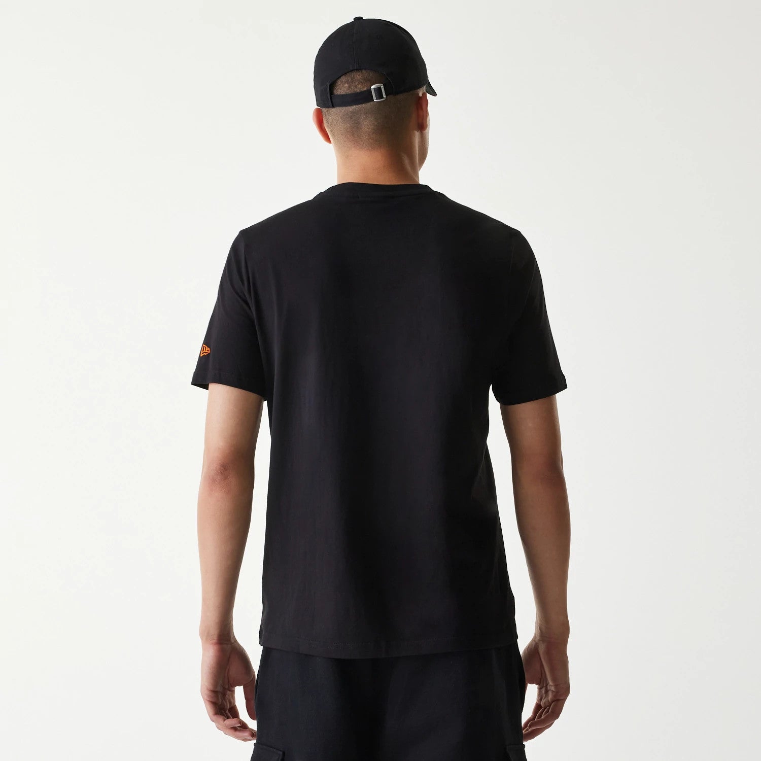 The Male model is wearing Baltimore Orioles MLB Regular Black T-Shirt 2