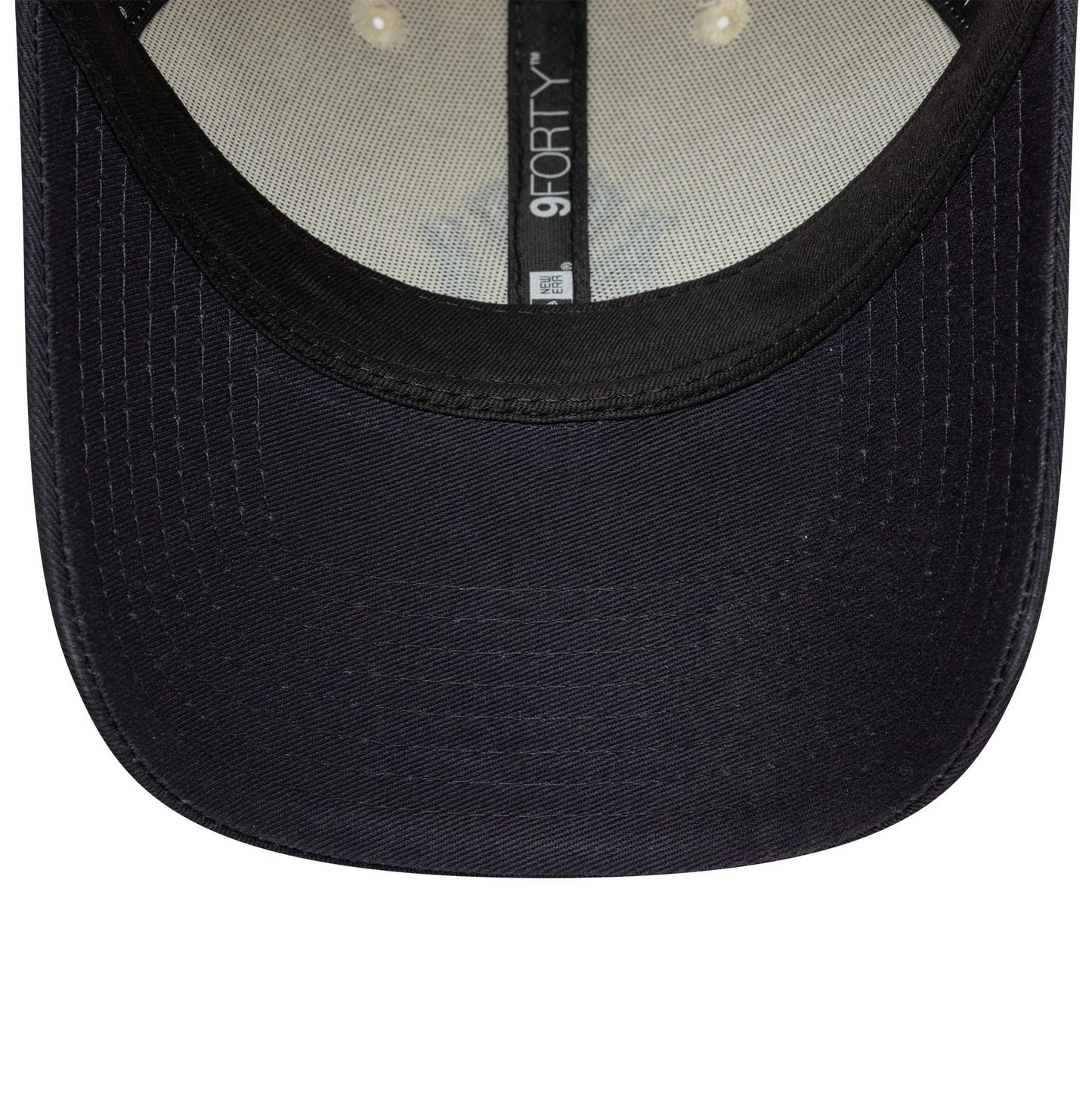 This is a New York Yankees Colour Block Cream 9FORTY Adjustable Cap 5
