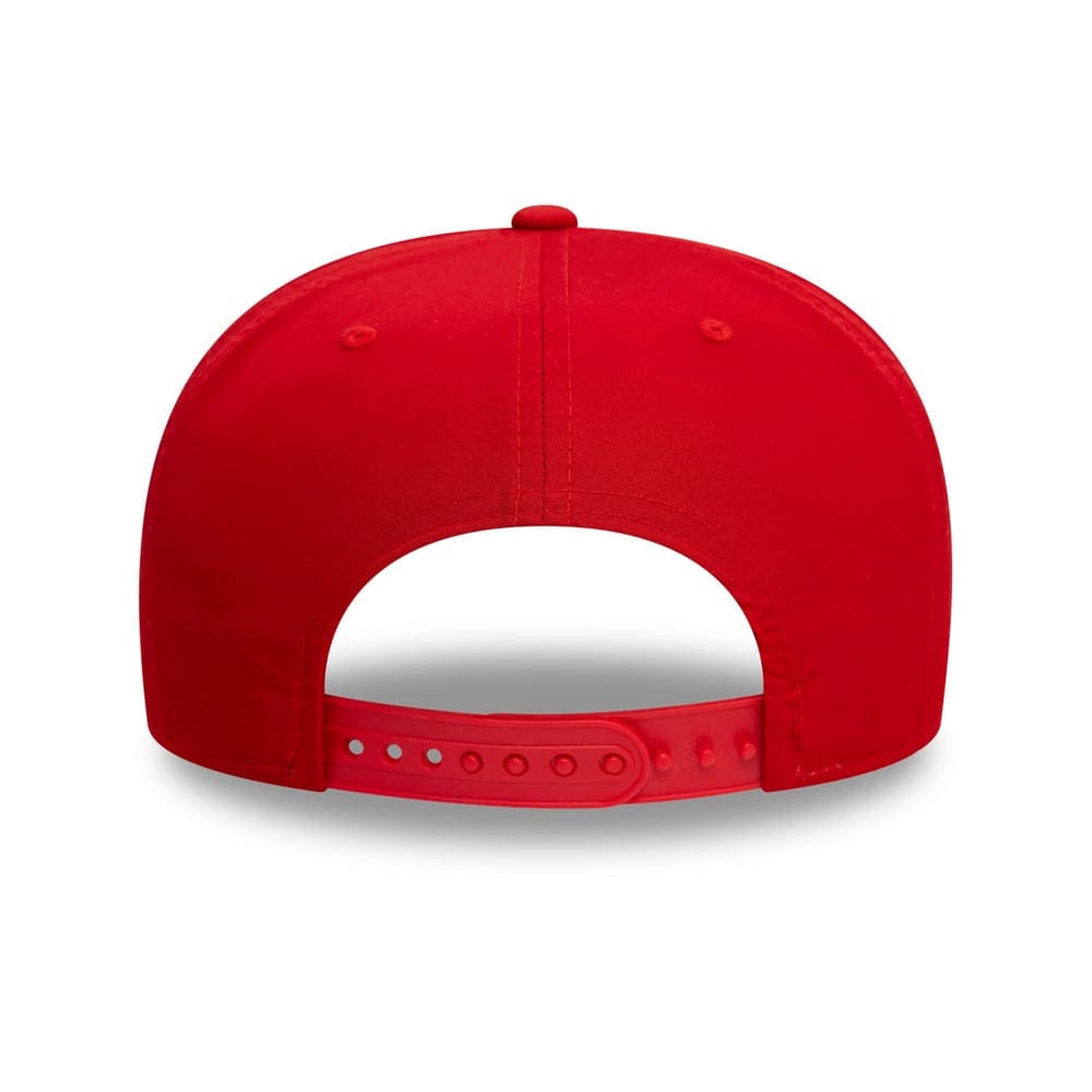 Ducati Motor Logo Core Red New Era 9SEVENTY Stretch Snap Adjustable Cap, rear view showing the solid red back panels, centred top button and adjustable snap closure, curving with the structured red crown.