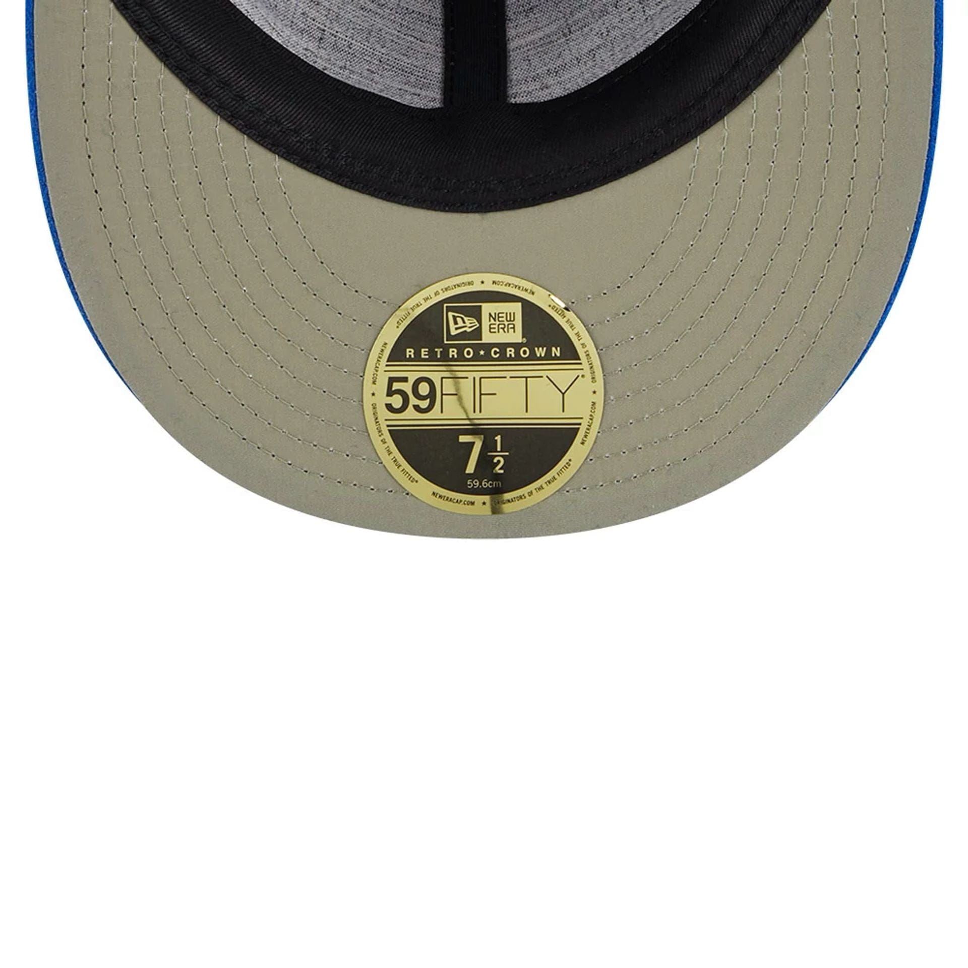 Pictured is this New York Mets MLB Wool Retro Crown 59FIFTY Fitted Cap in blue. 2