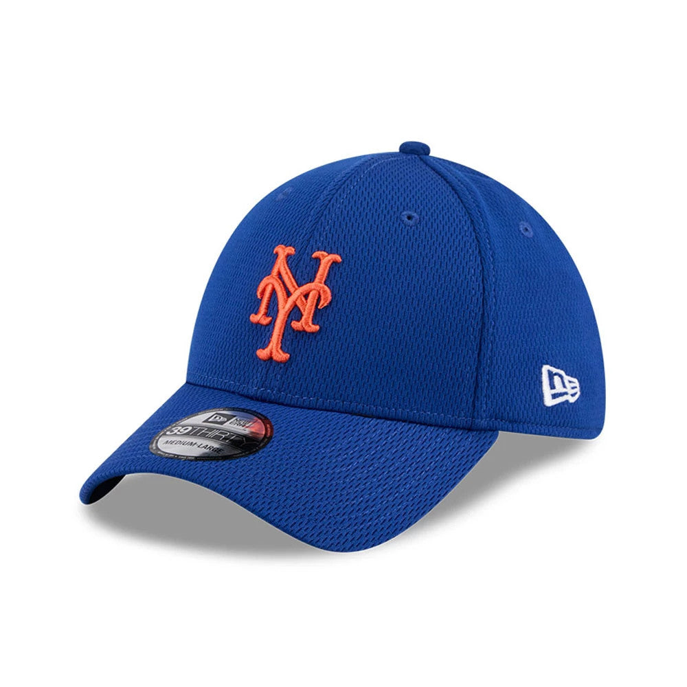 New York Mets MLB Evergreen Blue New Era 39THIRTY Stretch Fit Cap, three-quarter view showing the raised orange team logo on the front panel, blue curved visor with a 39THIRTY size sticker, and New Era flag logo on the left side.