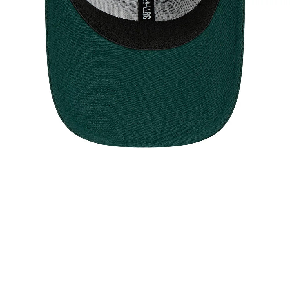 Athletics MLB Evergreen Dark Green New Era 39THIRTY Stretch Fit Cap, inside view showing the grey taping with black New Era branding and a contrasting black sweatband lining the base of the dark green undervisor.