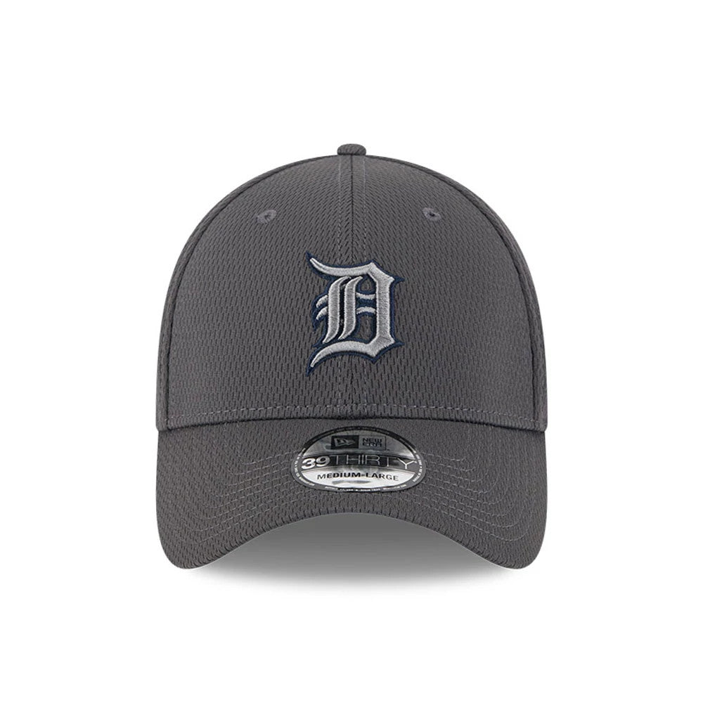 Pictured is this MLB Evergreen Detroit Tigers 39THIRTY Stretch Fit cap in dark grey. 2