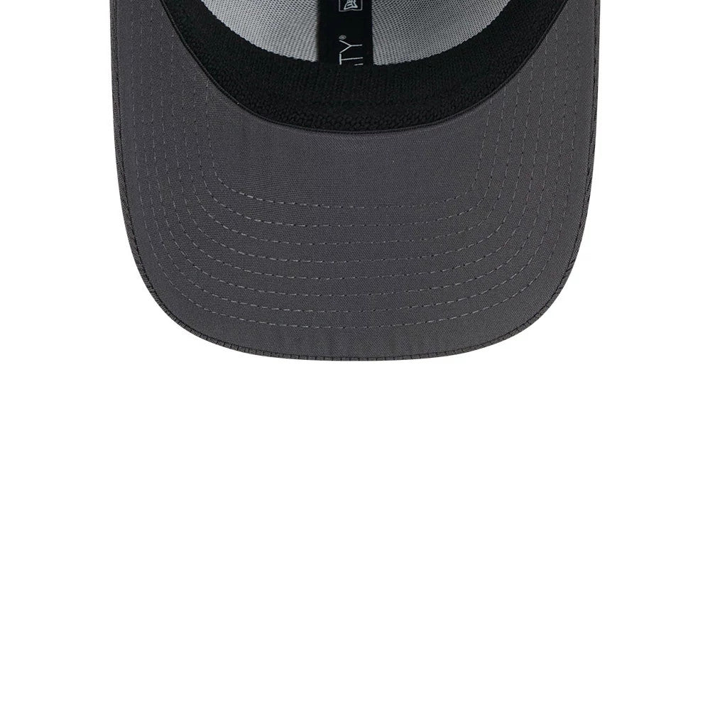 Detroit Tigers MLB Evergreen Dark Grey New Era 39THIRTY Stretch Fit Cap, inside view showing the black sweatband, grey undervisor, and branded inner taping with New Era name details.