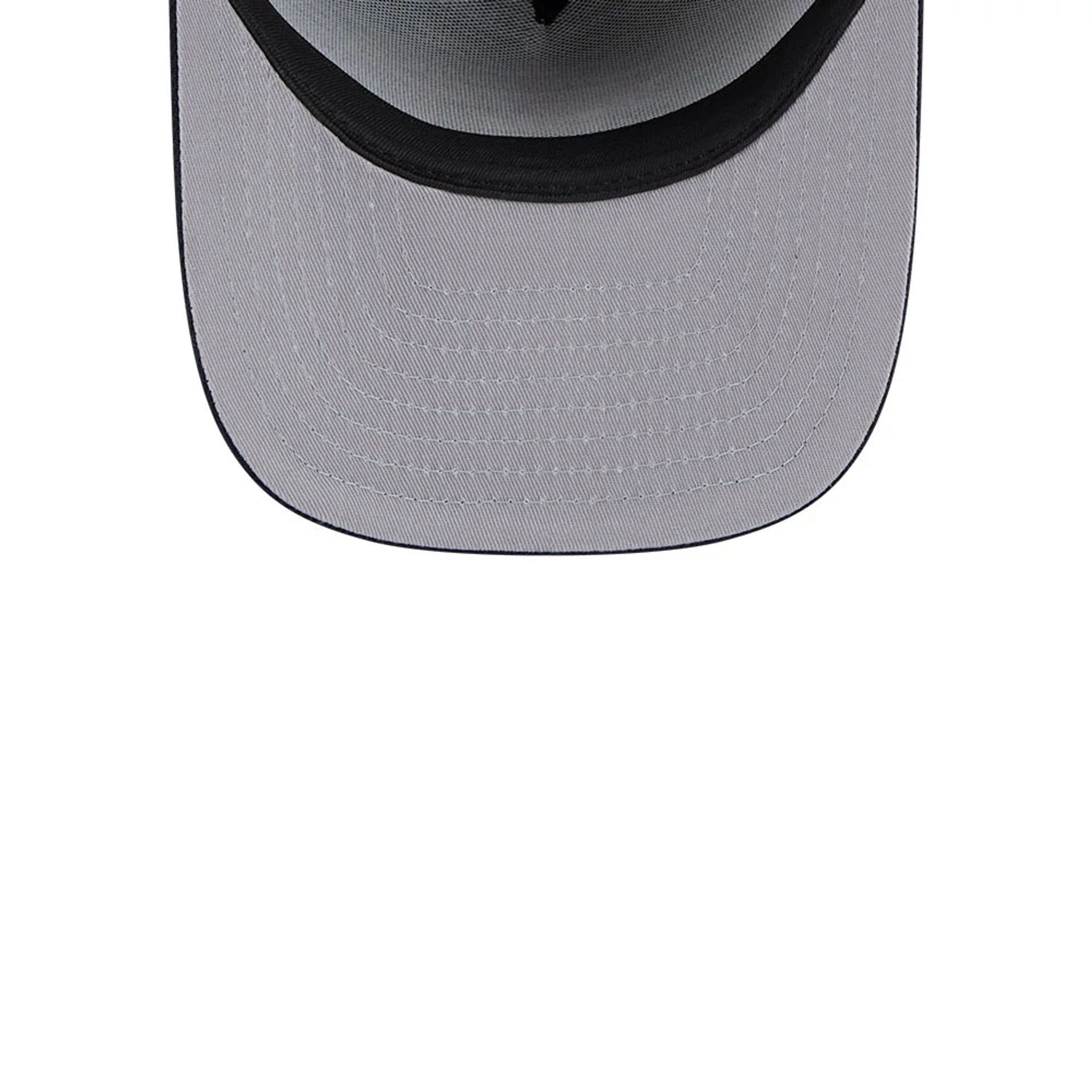 Pictured is this MLB Evergreen Houston Astros 9FIFTY A-Frame Snapback cap in navy. 2
