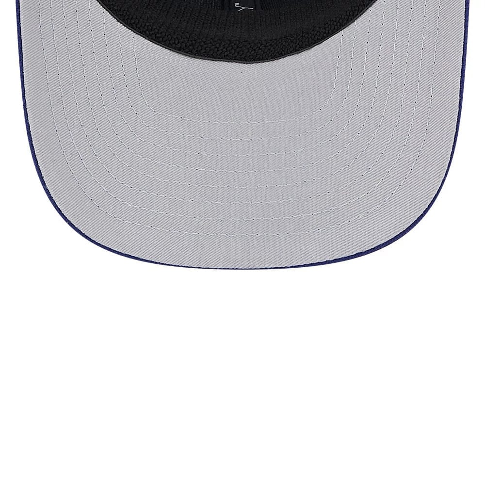 Pictured is this MLB Evergreen Texas Rangers 9SEVENTY Stretch Snap cap in dark blue. 2