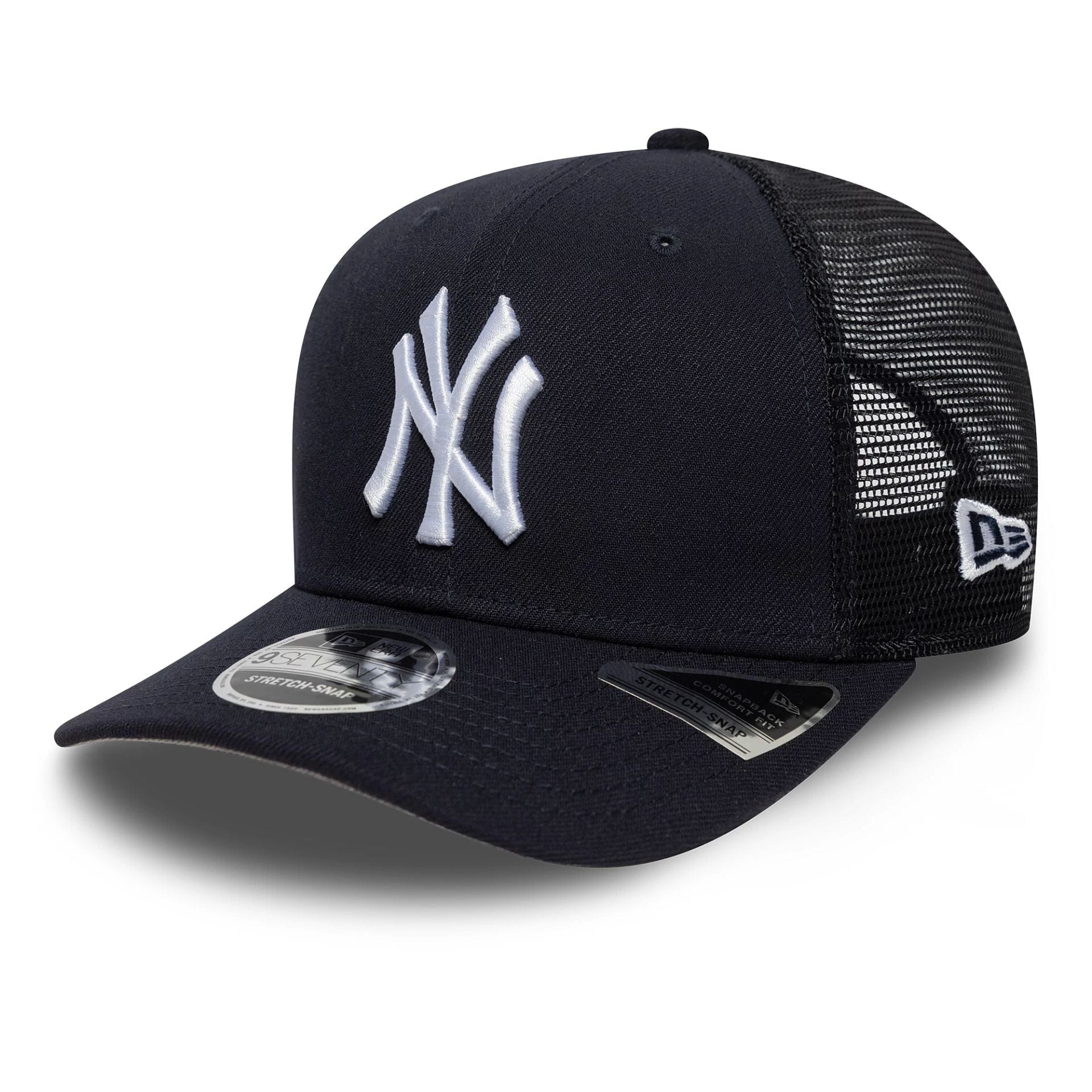 This is a New York Yankees MLB Official Team Colour Navy 9SEVENTY Stretch Snap Adjustable Cap 1