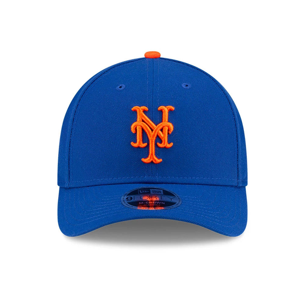 New York Mets MLB Player Replica Blue New Era 9FORTY M-Crown Adjustable Cap, front view showing the raised orange Mets logo embroidered on the front panel, with a curved visor and 9FORTY size sticker centred on top.
