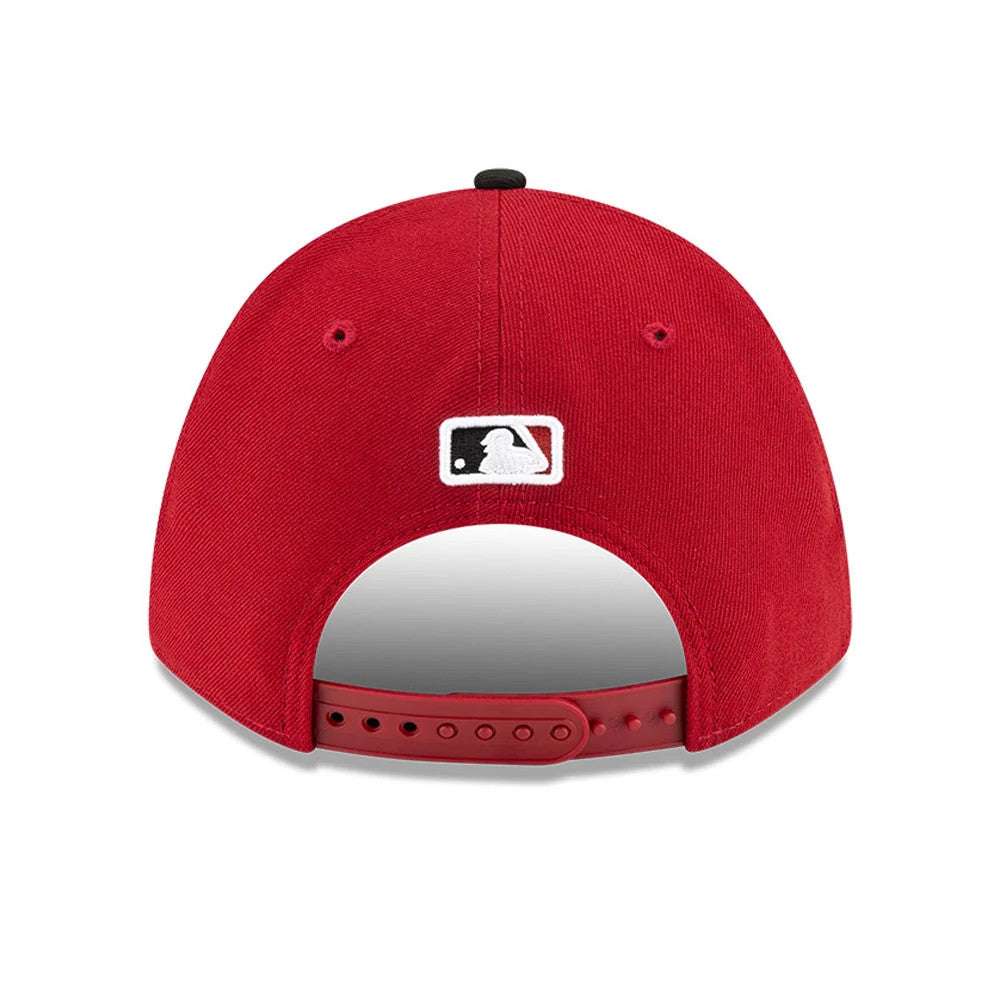 Arizona Diamondbacks MLB Player Replica Red New Era 9FORTY M-Crown Adjustable Cap, rear view showing the white MLB Batterman logo centred on the back red panels above the adjustable strap.