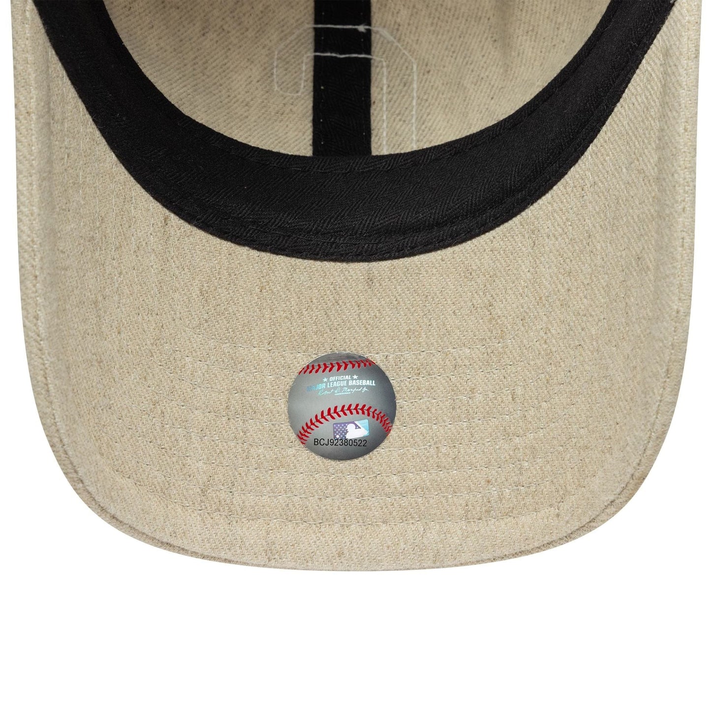 This is a Chicago Cubs MLB Cooperstown Patch Cream 9TWENTY Adjustable Cap 5