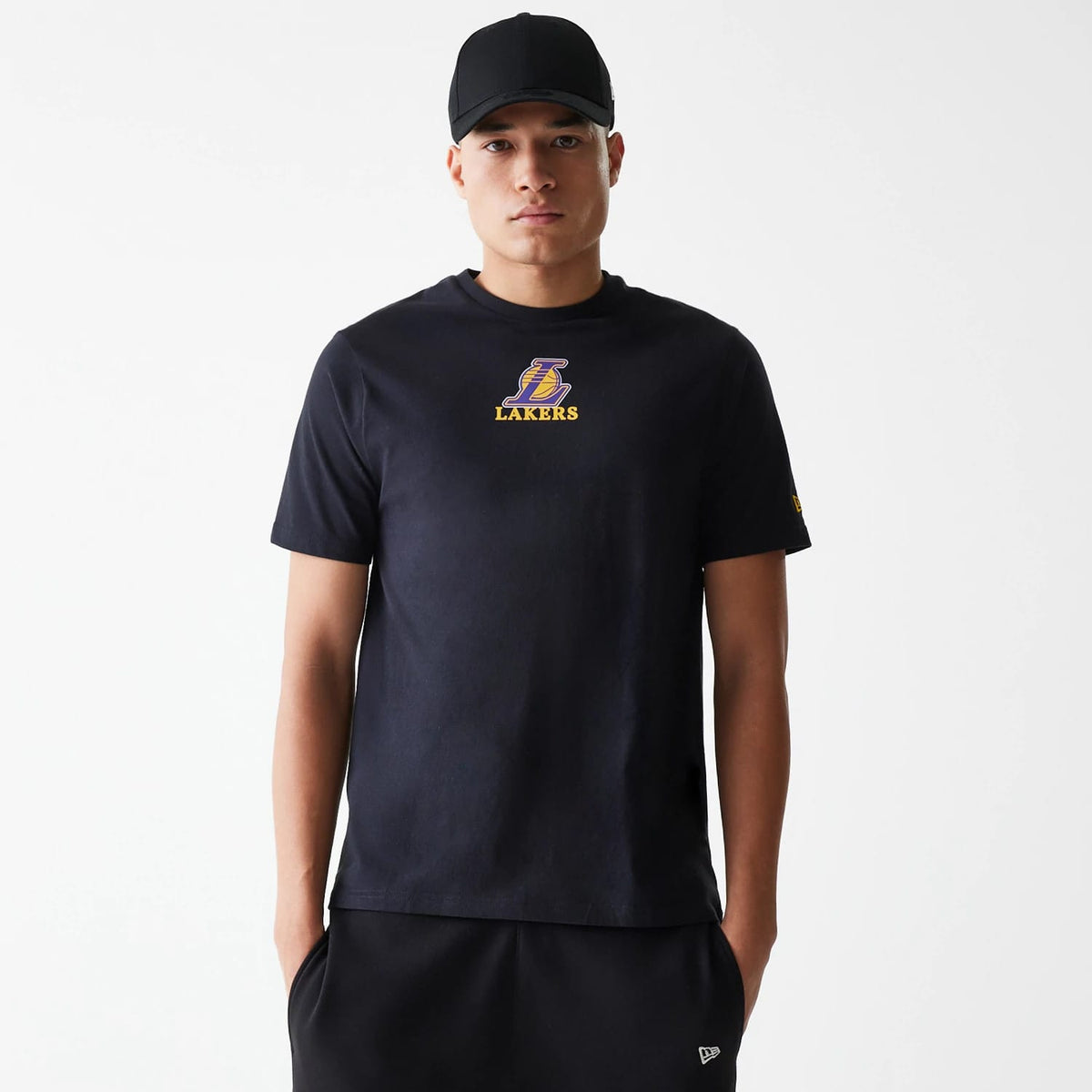 The Male model is wearing LA Lakers NBA Logo Black T-Shirt 1