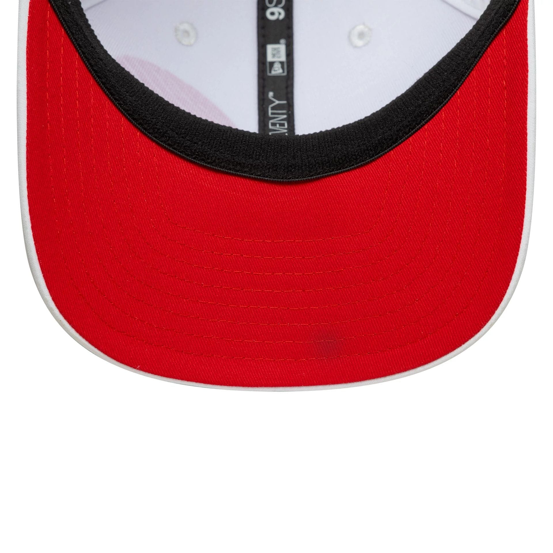 This is a Alpine Racing Japan Race Special White 9SEVENTY Stretch Snap Adjustable Cap 2