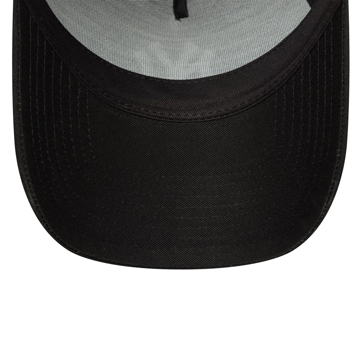 This is a New York Yankees MLB League Essential Black 9FORTY E-Frame Adjustable Cap 5