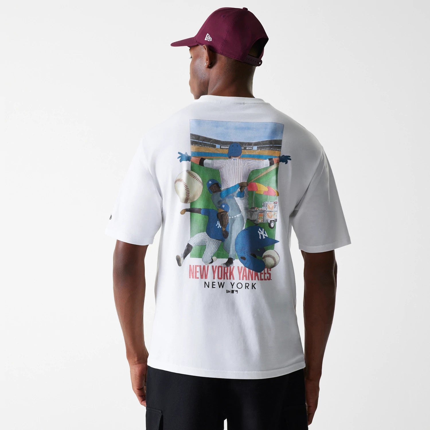 The Male model is wearing New York Yankees MLB Baseball Graphic White Oversized T-Shirt 2