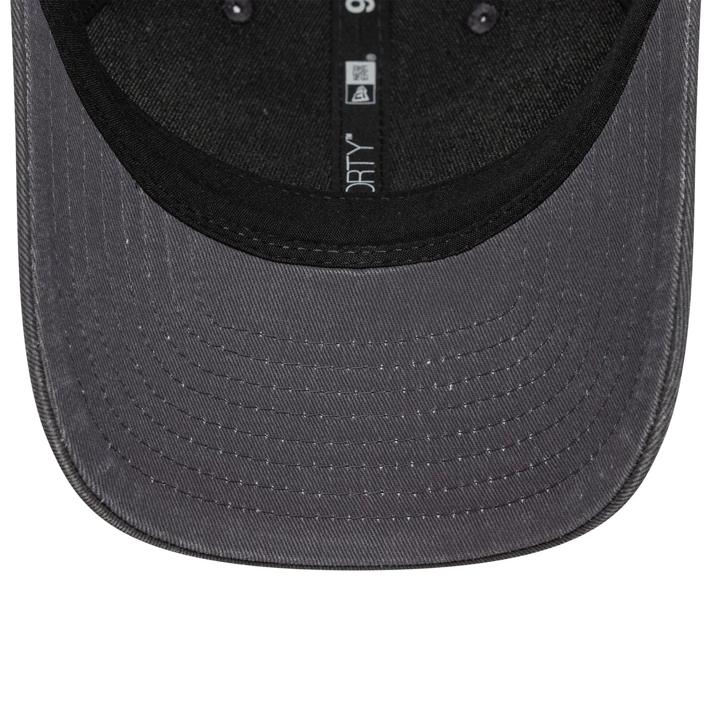 This is a Chelsea FC Lion Crest Collegiate Dark Grey 9FORTY M-Crown Adjustable Cap 5