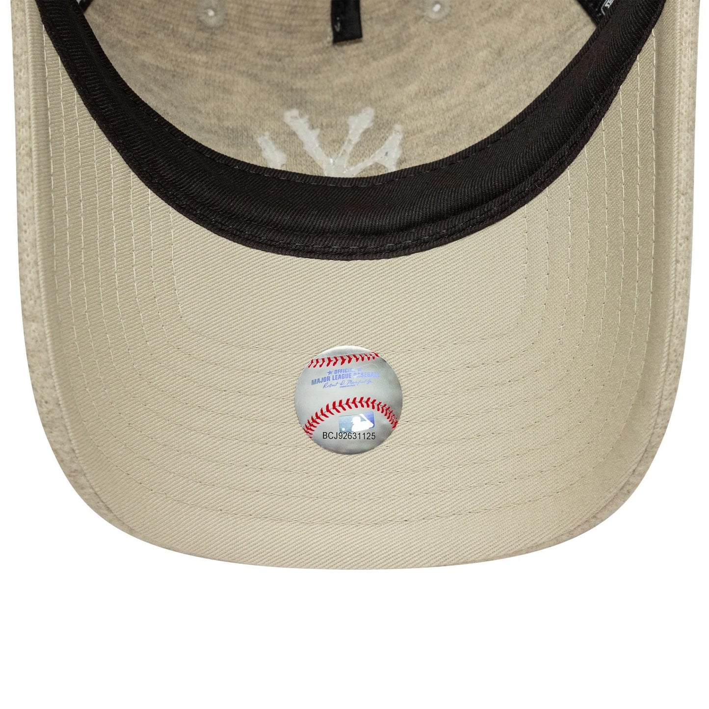 This is a New York Yankees Womens MLB Light Beige 9TWENTY A-Frame Adjustable Cap 5