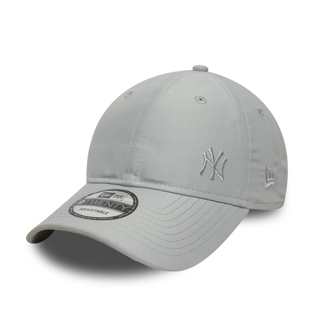 New York Yankees MLB Flawless Grey New Era 9TWENTY Adjustable Cap, front view showing a grey embroidered Yankees logo on the front panel, curved visor with a 9TWENTY size sticker, and New Era flag logo on the left side.