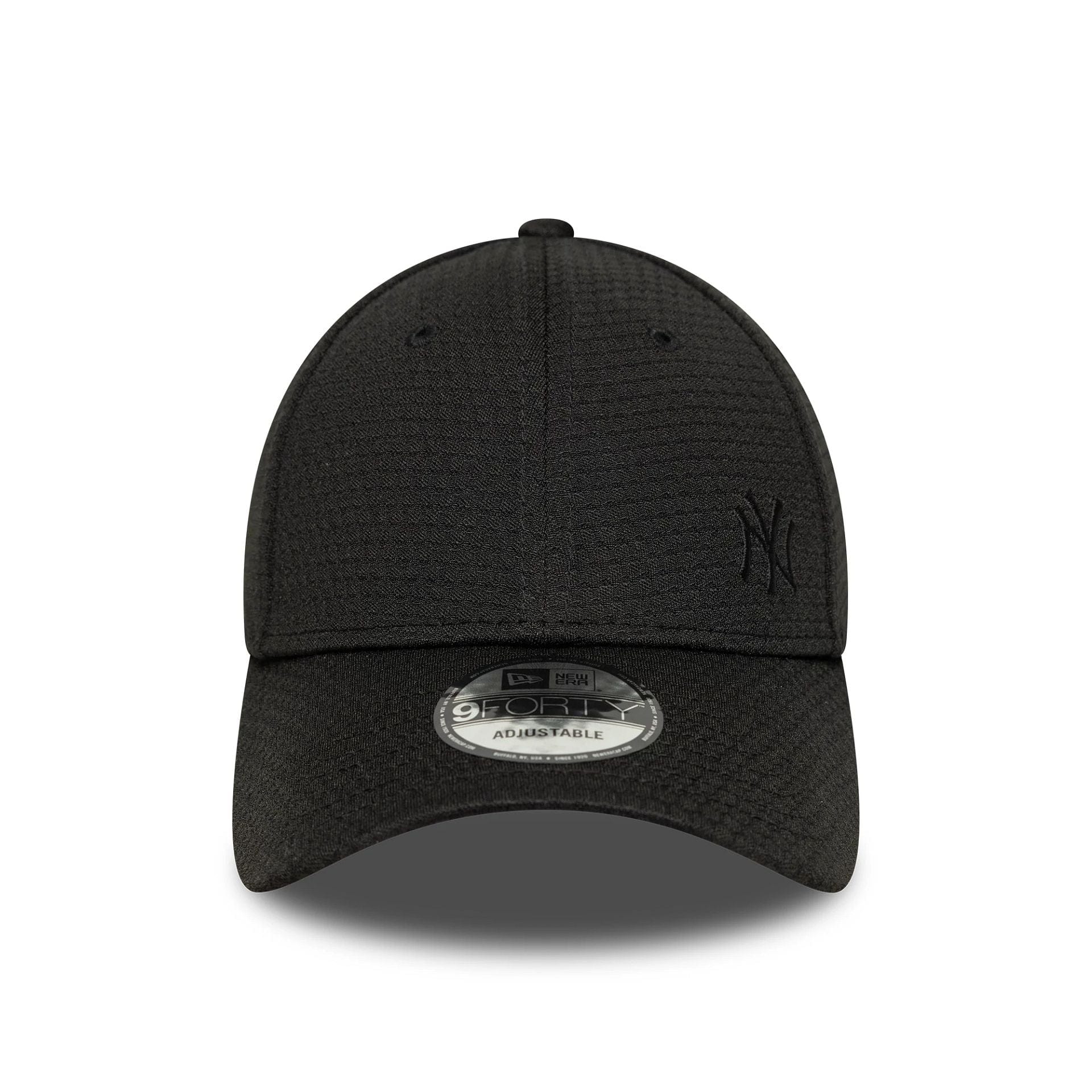 This is a New York Yankees MLB Flawless Monotone Mesh Black 9FORTY Adjustable Cap 2