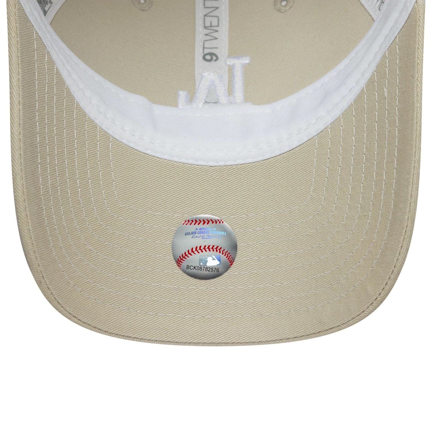 This is a LA Dodgers Womens MLB Washed Cream 9TWENTY Adjustable Cap 5