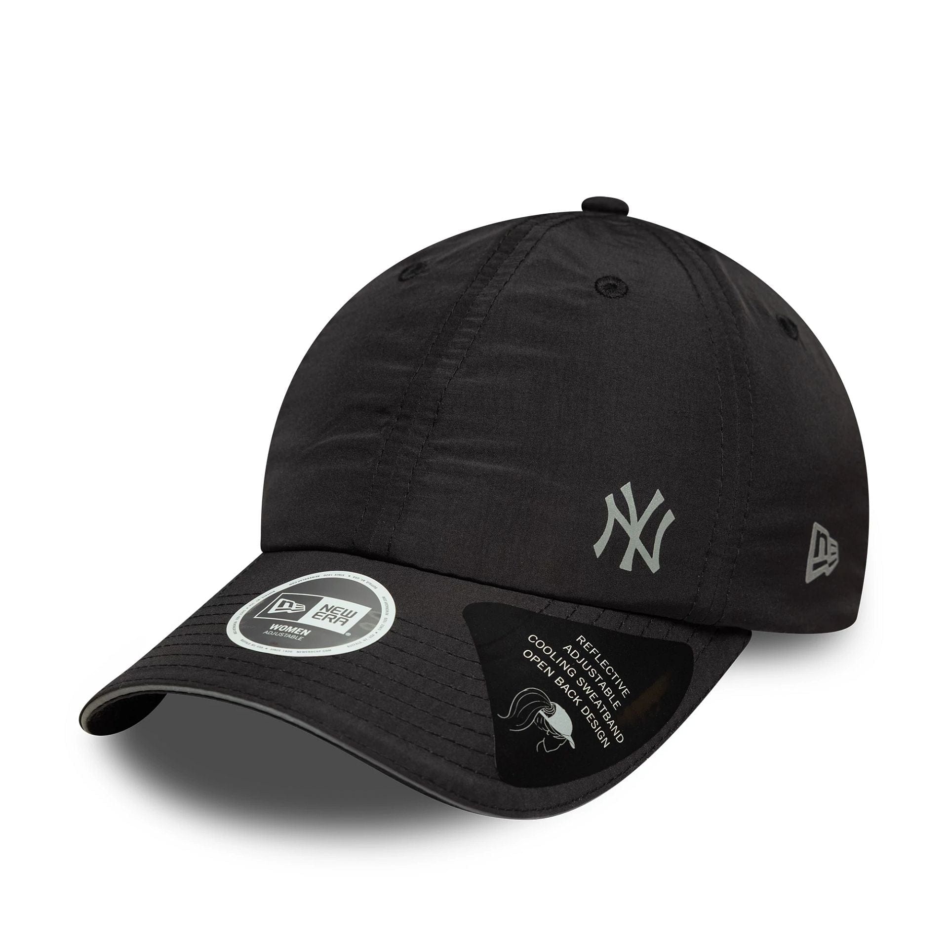 This is a New York Yankees Womens MLB Flawless Black Pony Tail Adjustable Cap 1