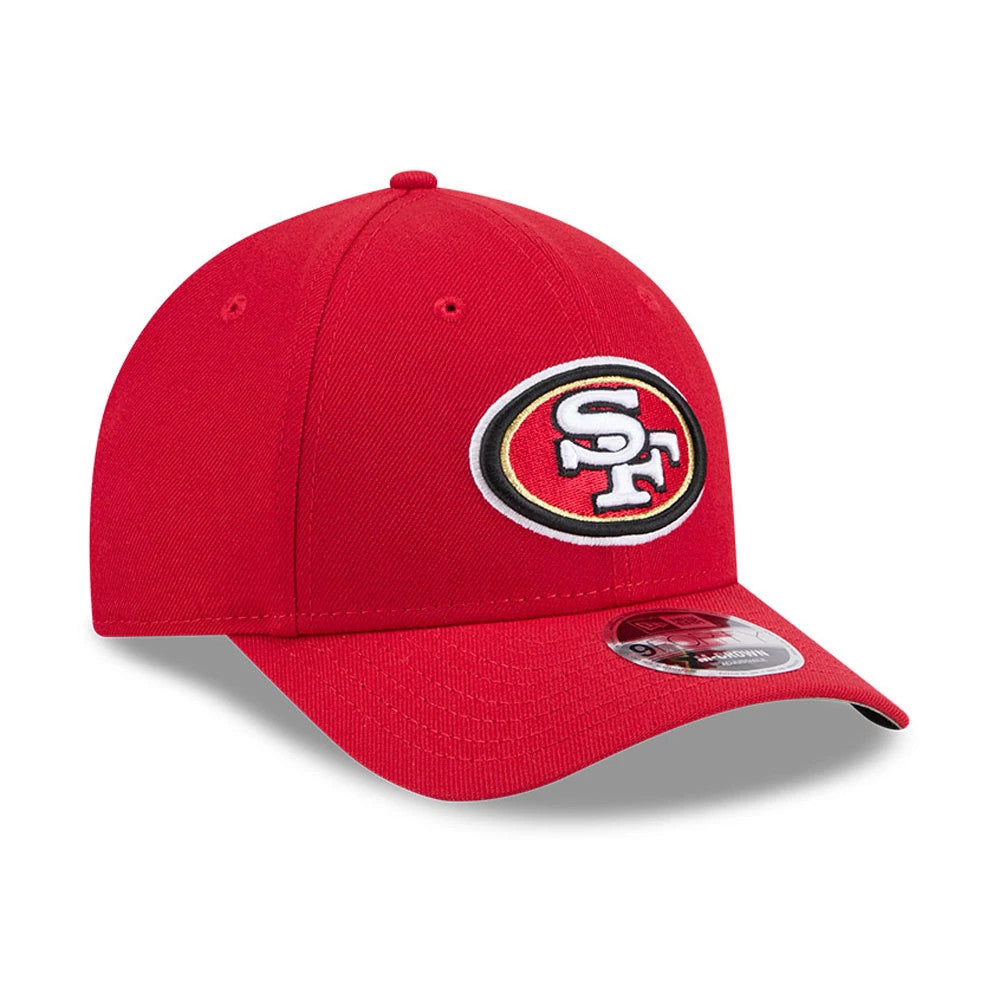 San Francisco 49ers NFL Team Red New Era 9FORTY M-Crown Cap, three-quarter view showing raised white and gold embroidered SF logo on the front panel, red curved visor and 9FORTY size sticker on top.