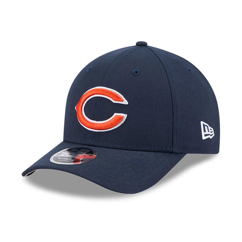Chicago Bears NFL Team Navy New Era 9FORTY M-Crown Cap, front view showing the raised embroidered orange C logo on the front panel, with a New Era flag logo on the left side and a 9FORTY size sticker on the visor.