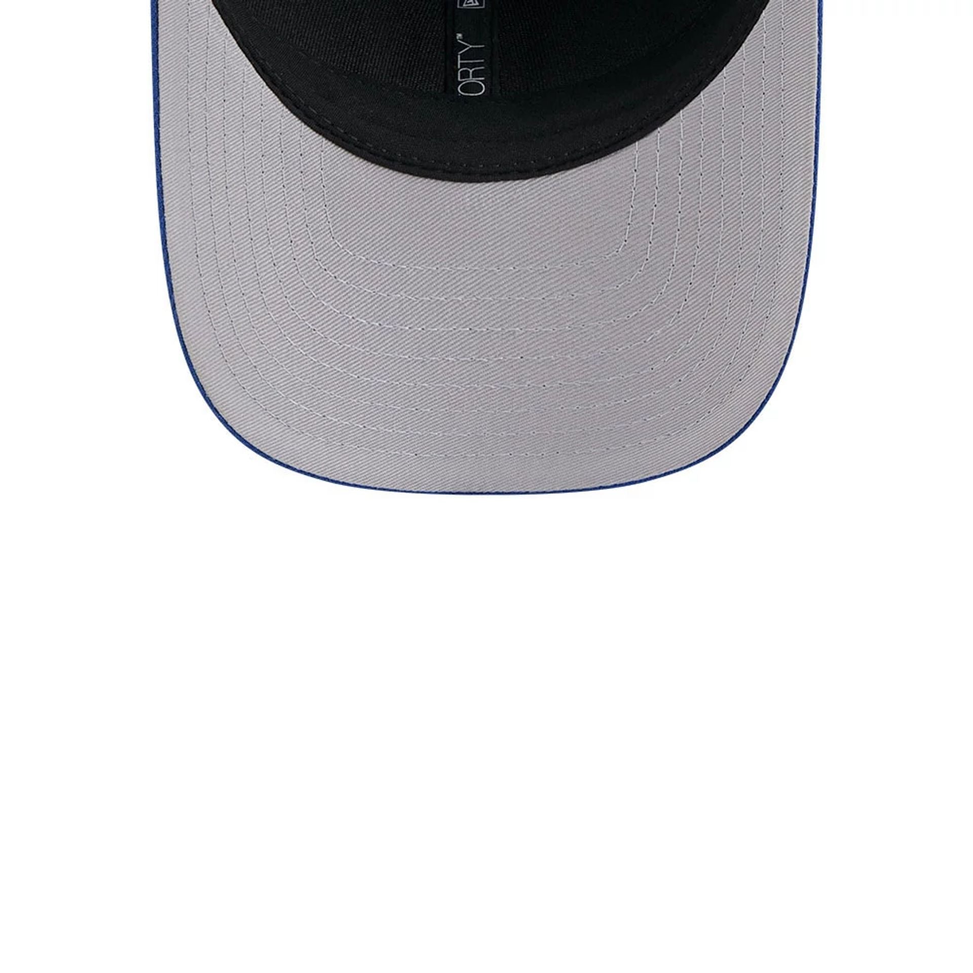 Pictured is this NFL Team New York Giants 9FORTY M-Crown cap in blue. 2