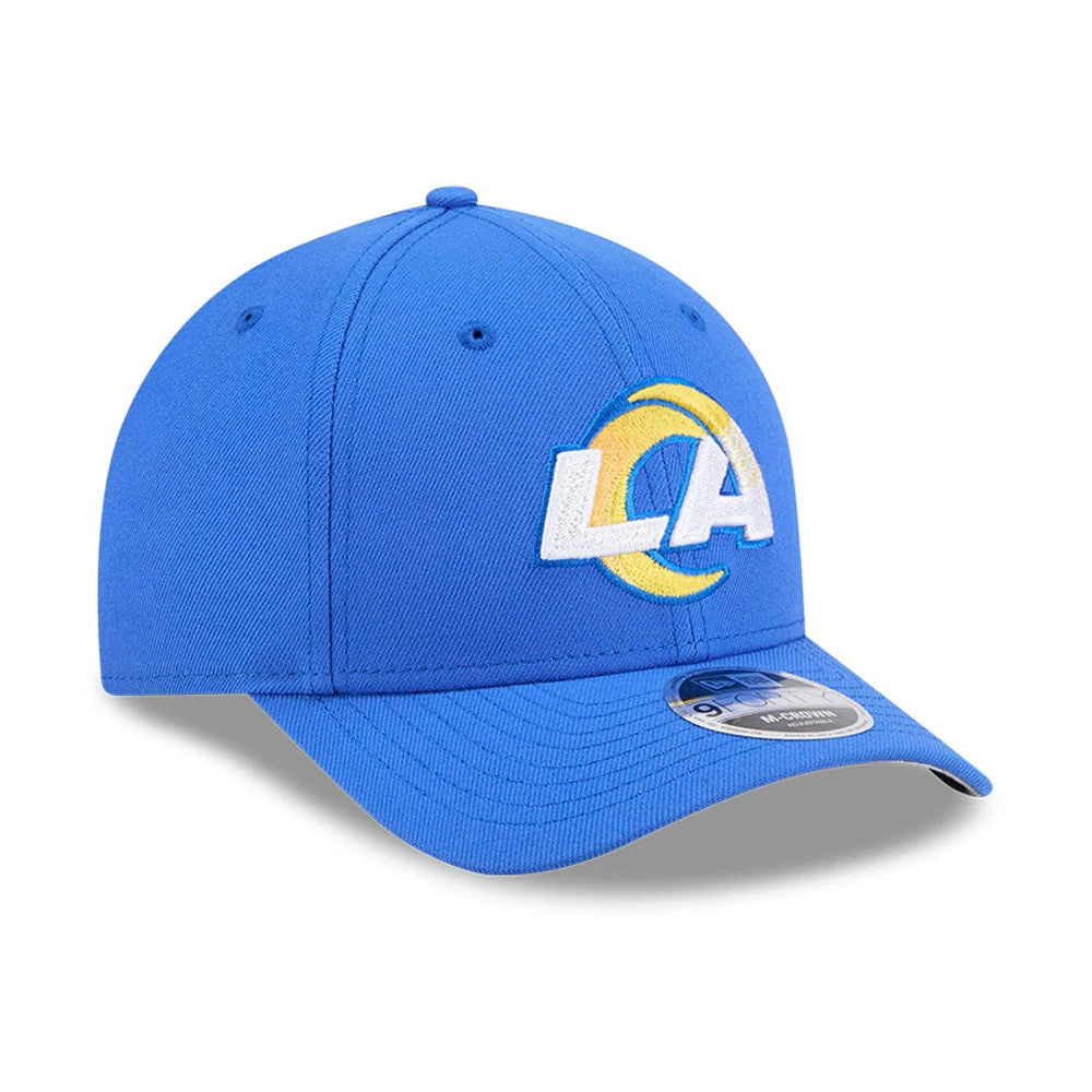 LA Rams NFL Team Bright Blue New Era 9FORTY M-Crown Cap, front view with the raised LA logo embroidered in white and yellow on the structured crown, complete with a 9FORTY size sticker on the matching bright blue visor.