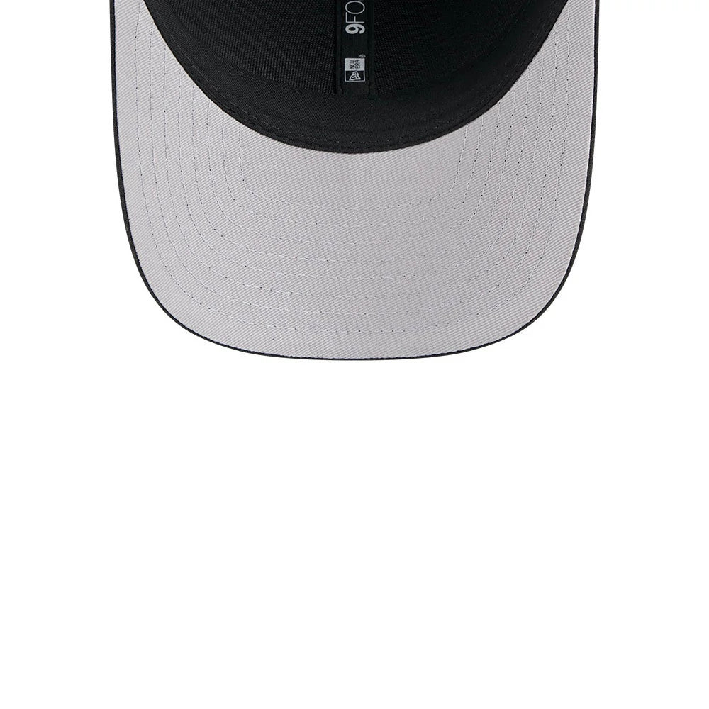 Arizona Cardinals NFL Team Black New Era 9FORTY M-Crown Cap, inside view showing the black undervisor, white taping with a 9FORTY size sticker, and a printed graphic at the centre.