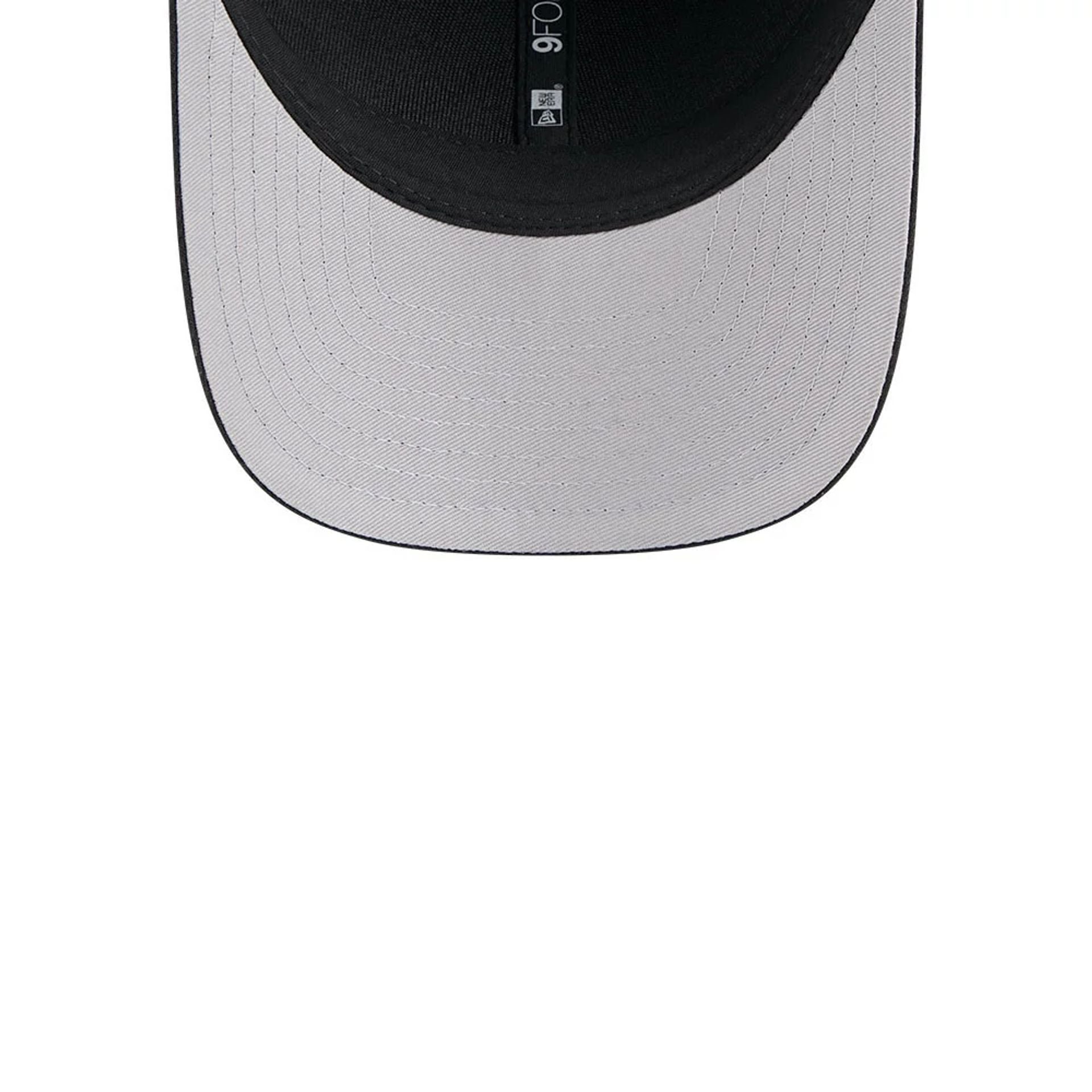 Pictured is this NFL Team Arizona Cardinals 9FORTY M-Crown cap in black. 2