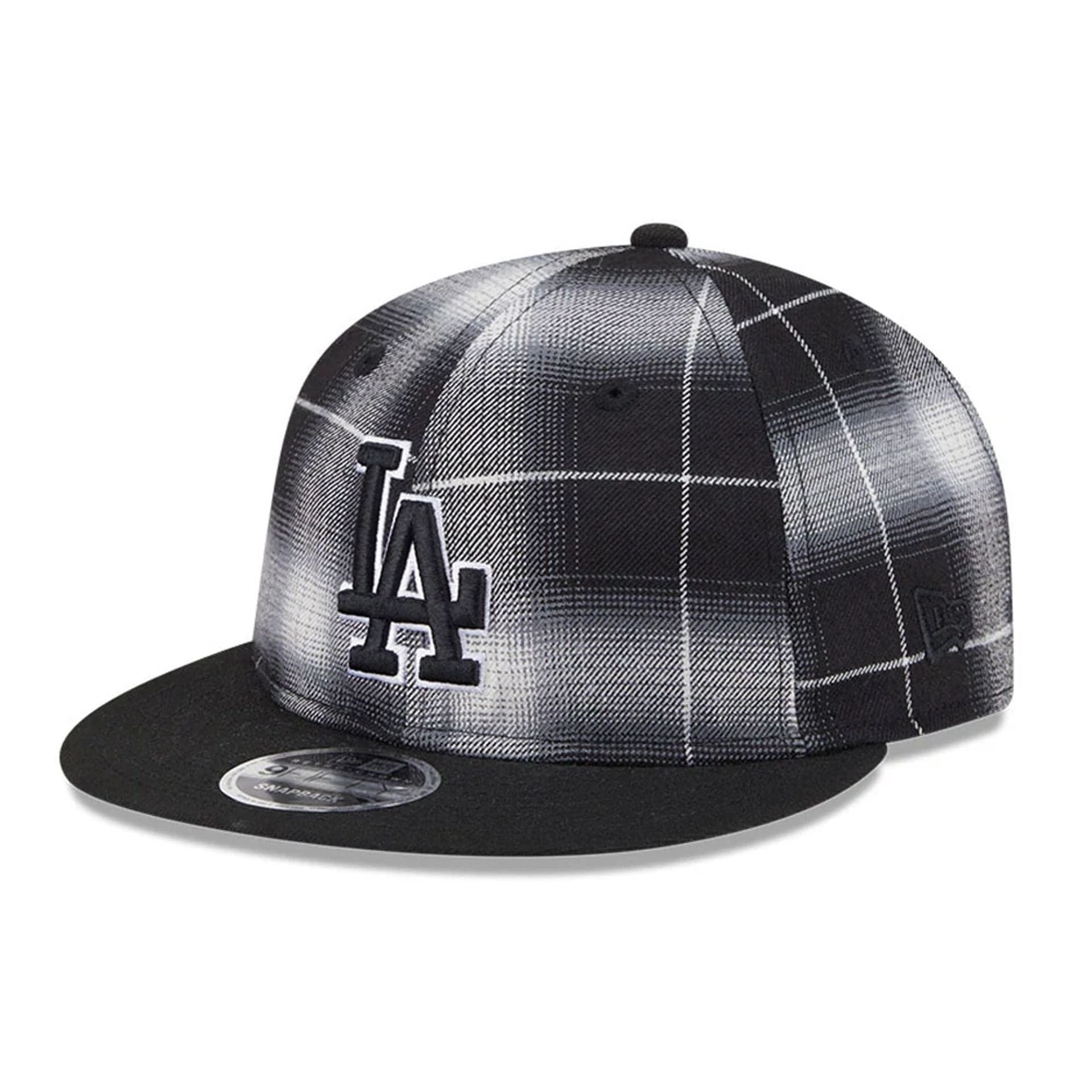 This is a LA Dodgers MLB Plaid Black Retro Crown 9FIFTY Snapback Adjustable Cap 1