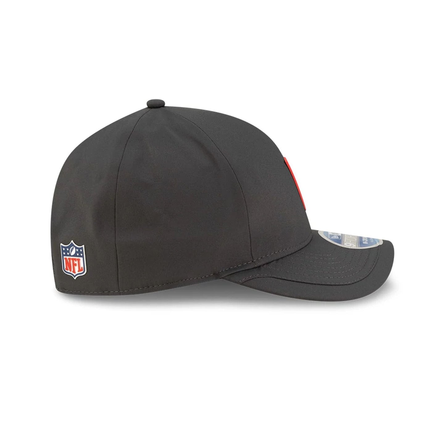 This is a Kansas City Chiefs NFL Sideline 2025 Charcoal 9FORTY M-Crown Adjustable Cap 7