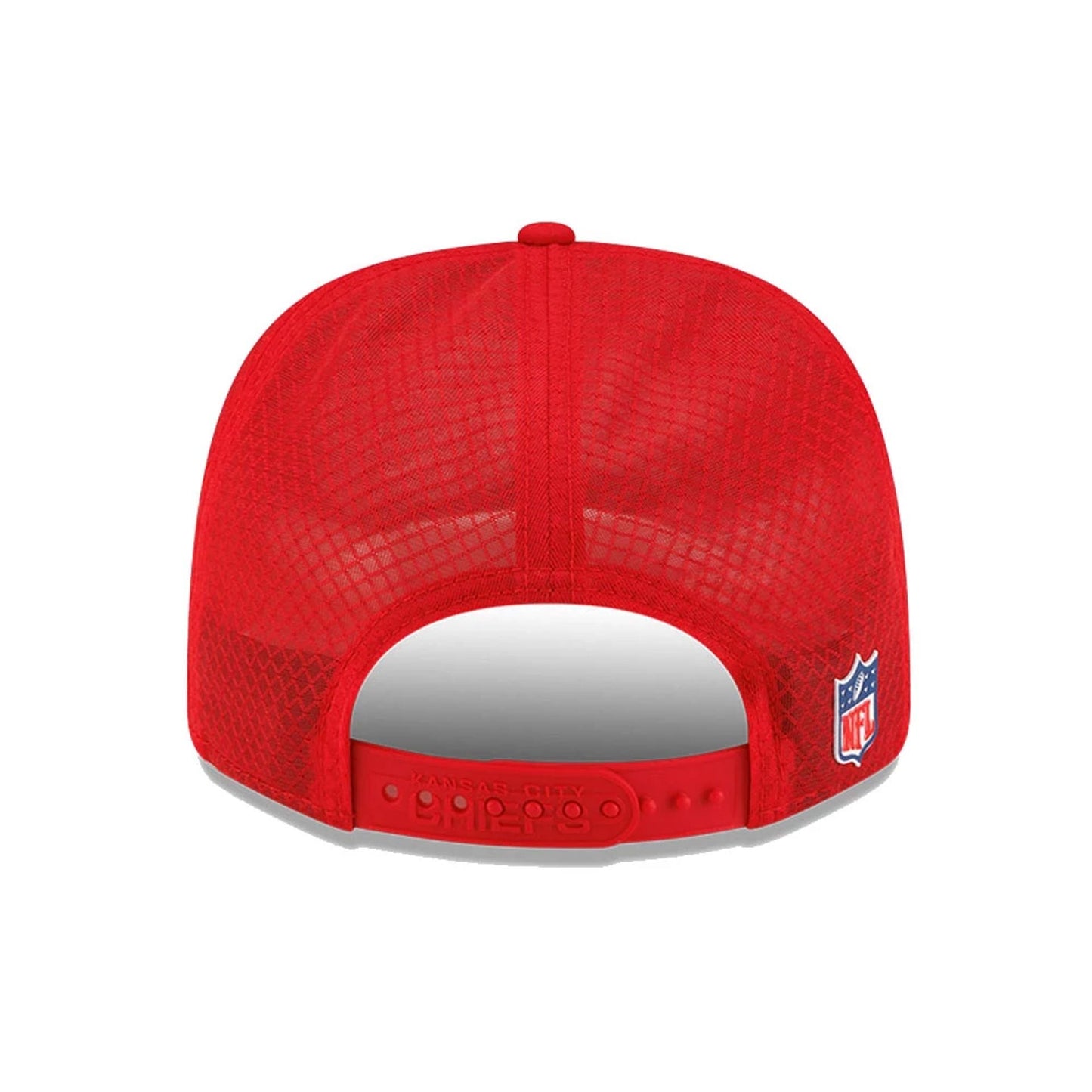 This is a Kansas City Chiefs NFL Sideline 2025 Red 9SEVENTY Trucker Stretch Snap Adjustable Cap 7