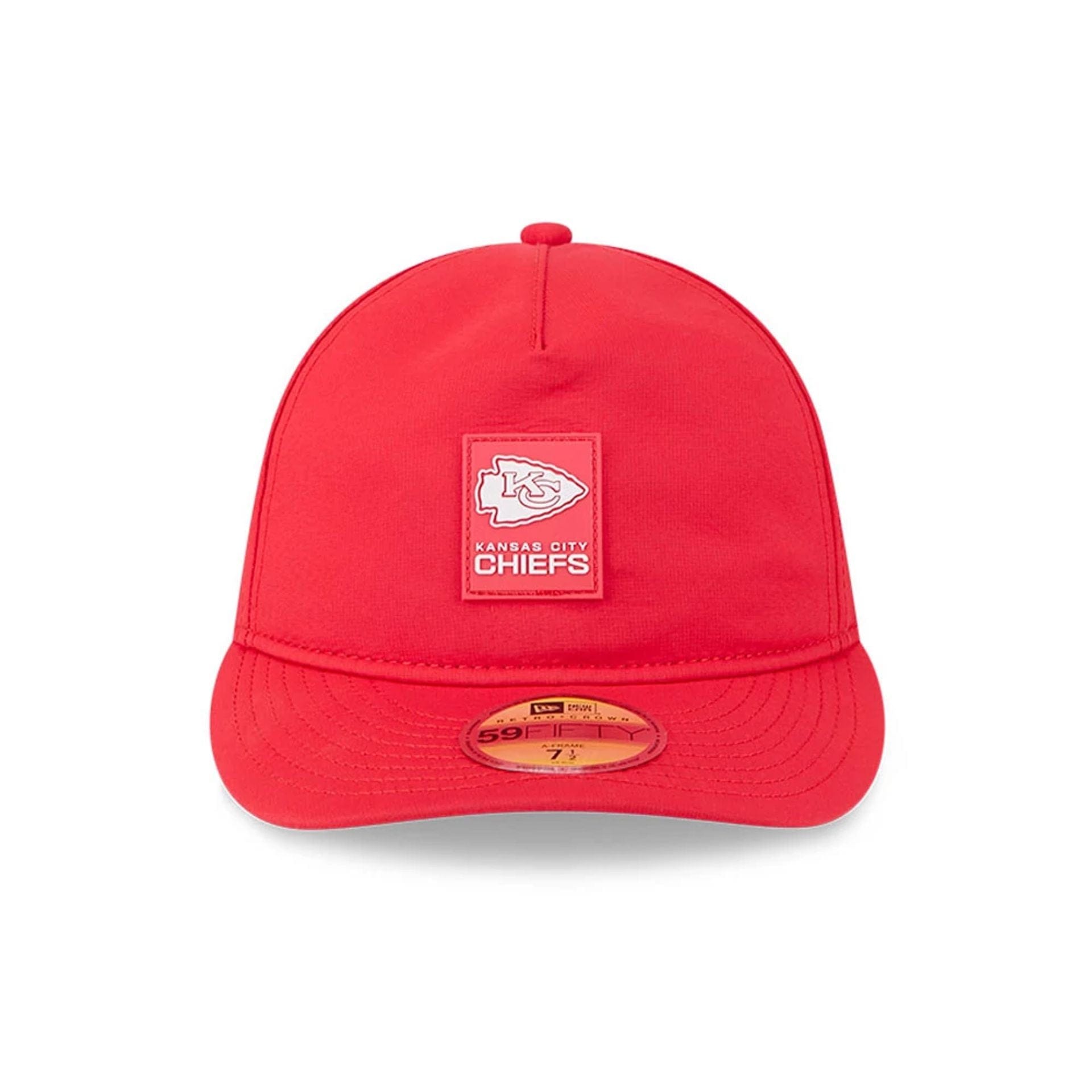 This is a Kansas City Chiefs NFL Sideline 2025 Red Retro Crown 59FIFTY Fitted Cap 2