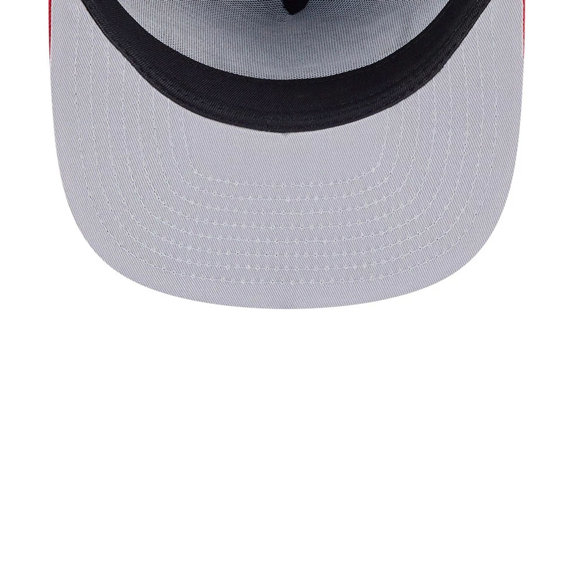 This is a Chicago White Sox City Script Black 9FIFTY A-Frame Snapback Adjustable Cap 2