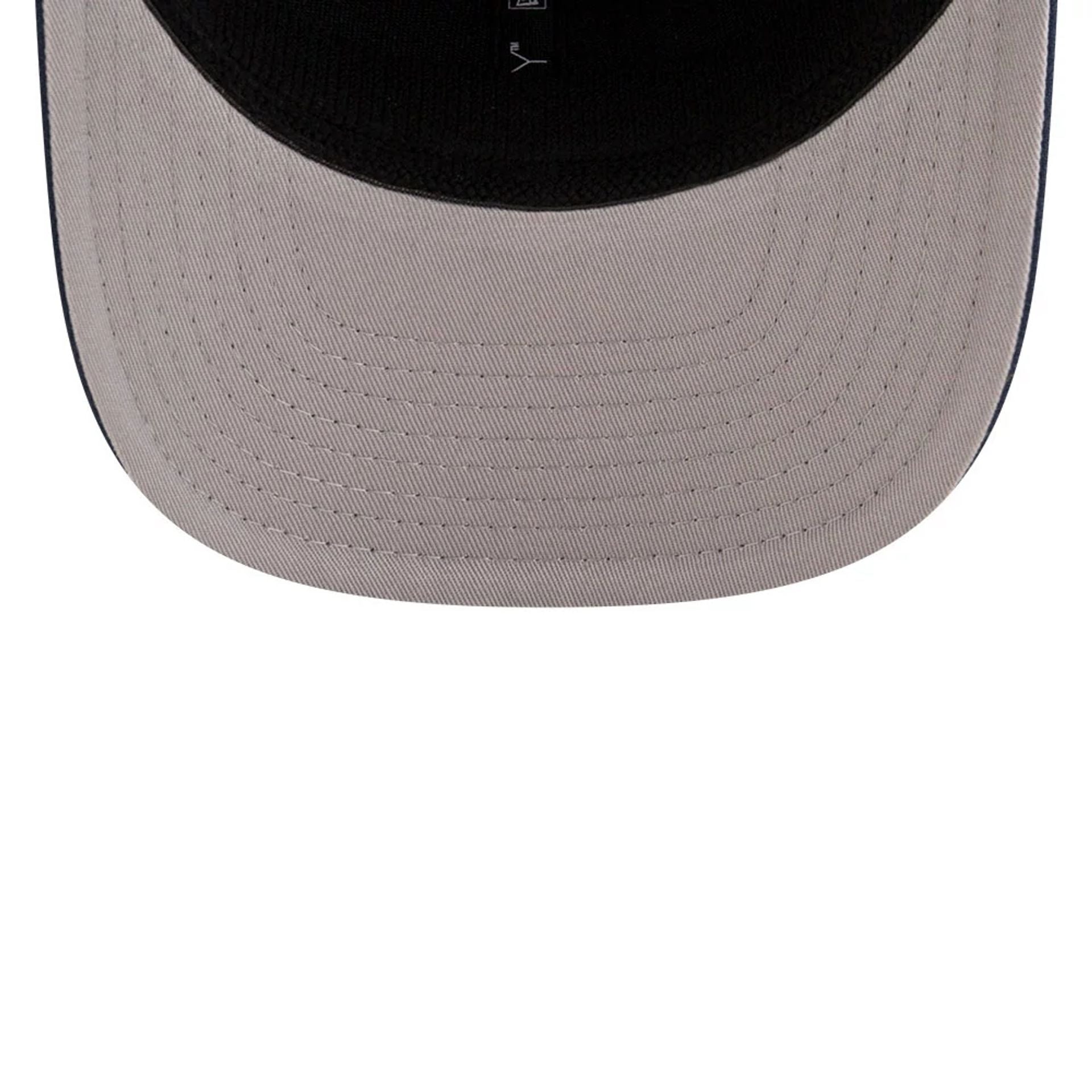 This is a New Orleans Pelicans NBA Team Dark Blue 9SEVENTY Stretch Snap Adjustable Cap 2