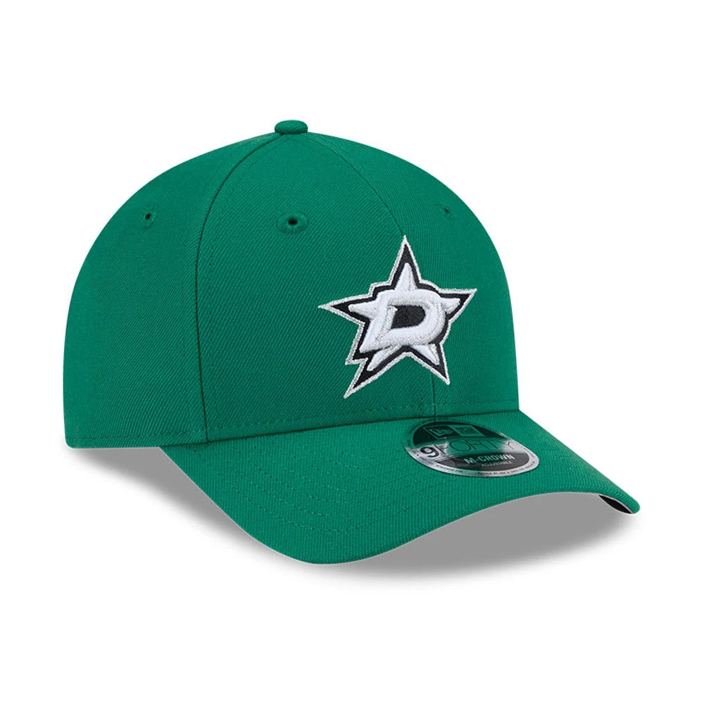 Dallas Stars NHL Team Green New Era 9FORTY M-Crown Adjustable Cap, front view showing the raised embroidered white and black Stars logo on the front panel, with a matching green curved visor and 9FORTY size sticker.
