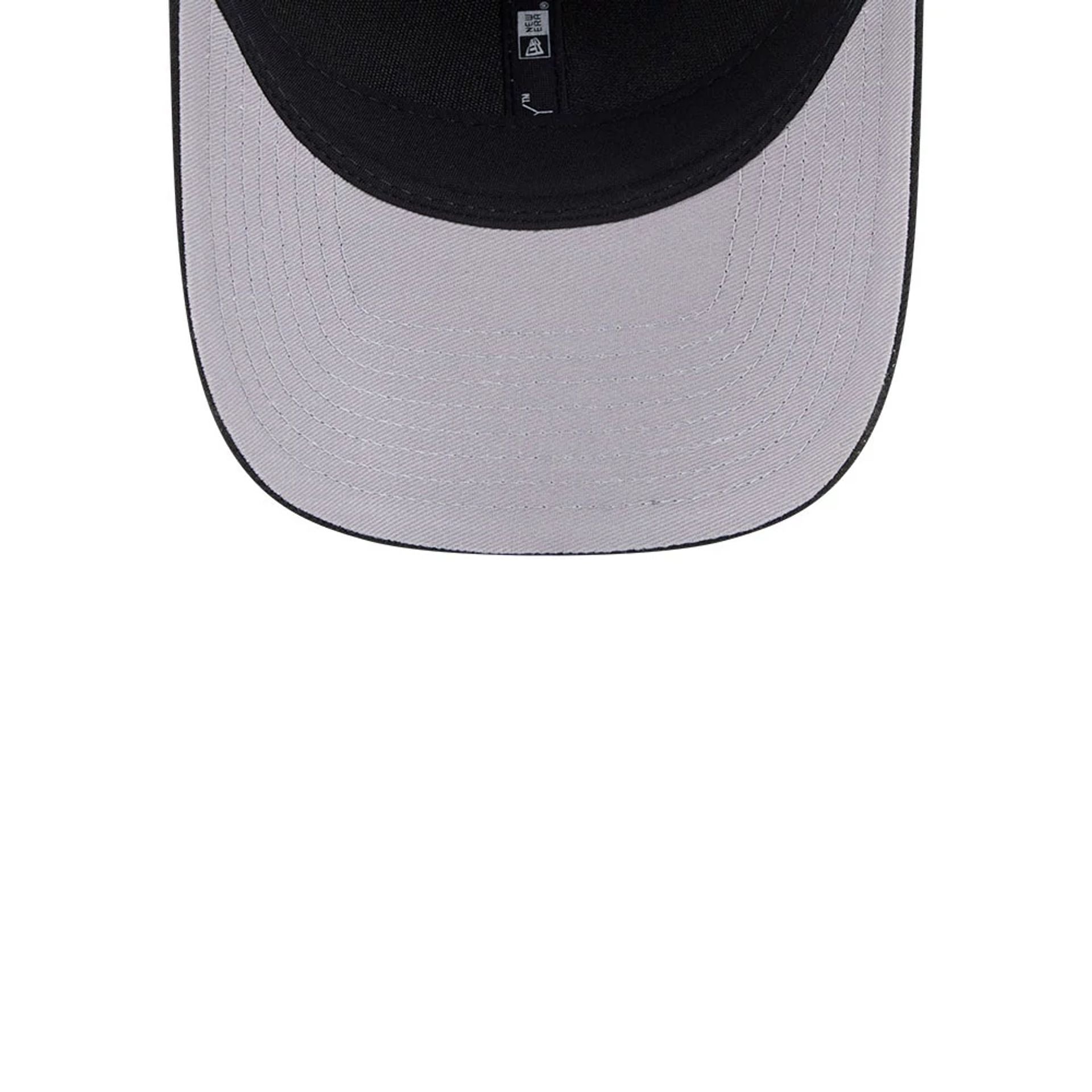 This is a Ottawa Senators NHL Team Black 9FORTY M-Crown Adjustable Cap 2