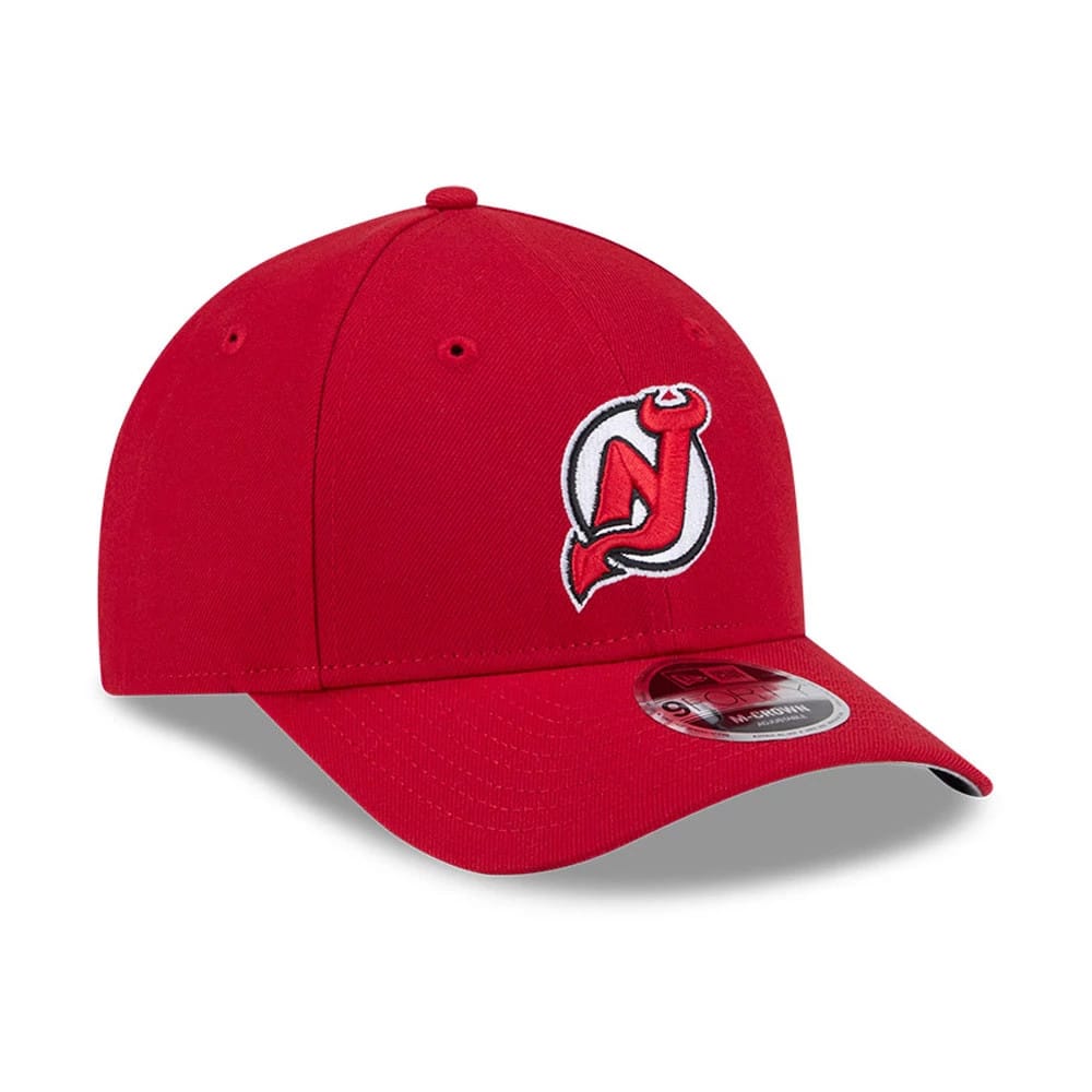 This is a New Jersey Devils NHL Team Red 9FORTY M-Crown Adjustable Cap 4