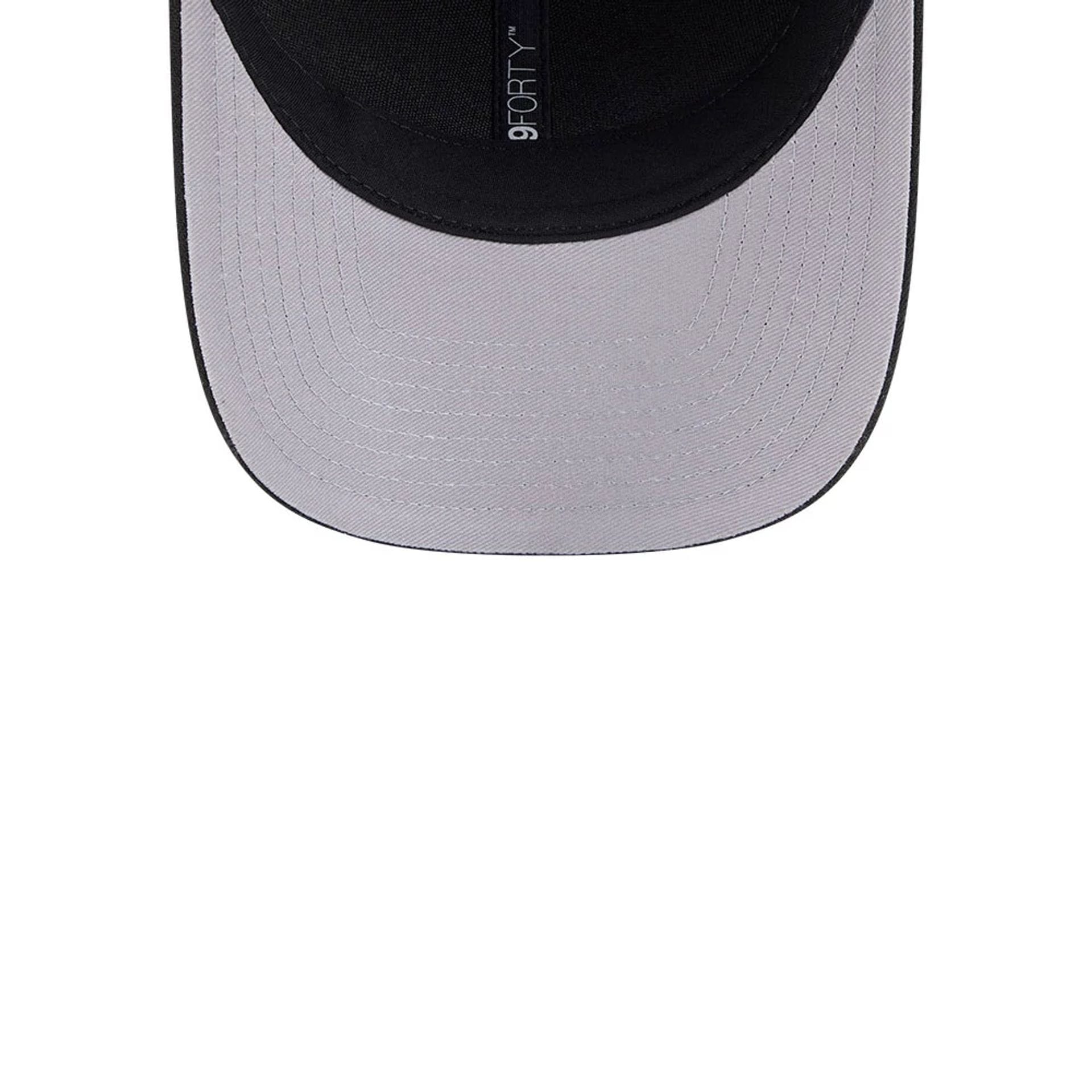 This is a Vancouver Canucks NHL Team Black 9FORTY M-Crown Adjustable Cap 2