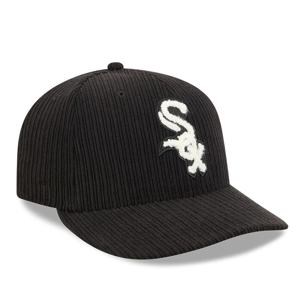 Chicago White Sox MLB Chenille Pop Black New Era 59FIFTY Fitted Cap, three-quarter view showing the white raised embroidered Sox logo on the ribbed black crown with a matching flat visor.