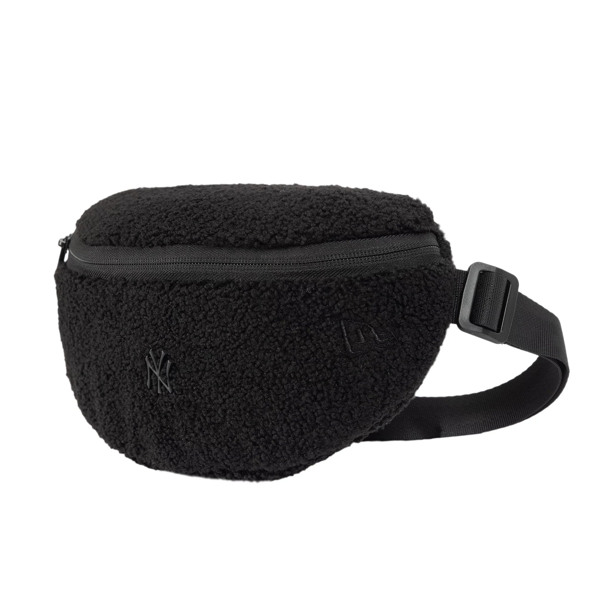 This is a New York Yankees MLB Borg Pin Black Waist Bag 3