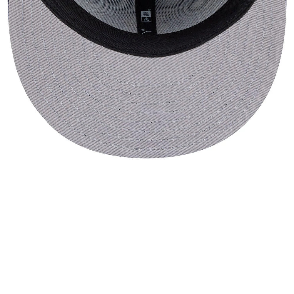 This is a Boston Red Sox MLB Classic Navy Dogear 59FIFTY Fitted Cap 2