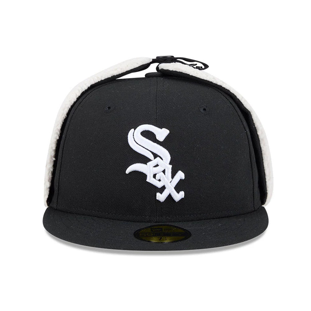 Chicago White Sox MLB Classic Black Dogear New Era 59FIFTY Fitted Cap, front view showing the white embroidered team logo on the structured black crown, with contrasting white dogear flaps and a gold 59FIFTY size sticker on the visor.