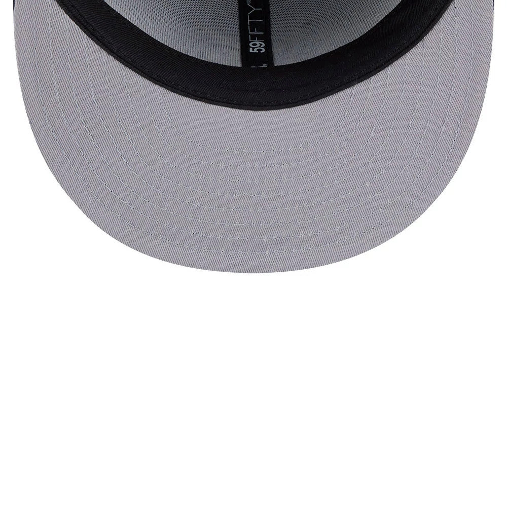 This is a Atlanta Braves MLB Classic Navy Dogear 59FIFTY Fitted Cap 2