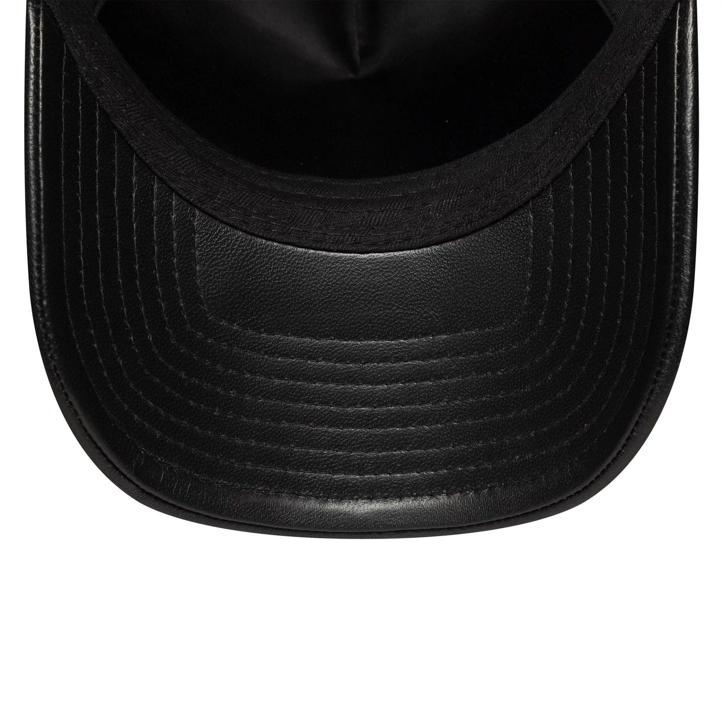 This is a New York Yankees MLB Leather Black 9FORTY E-Frame Adjustable Cap 5