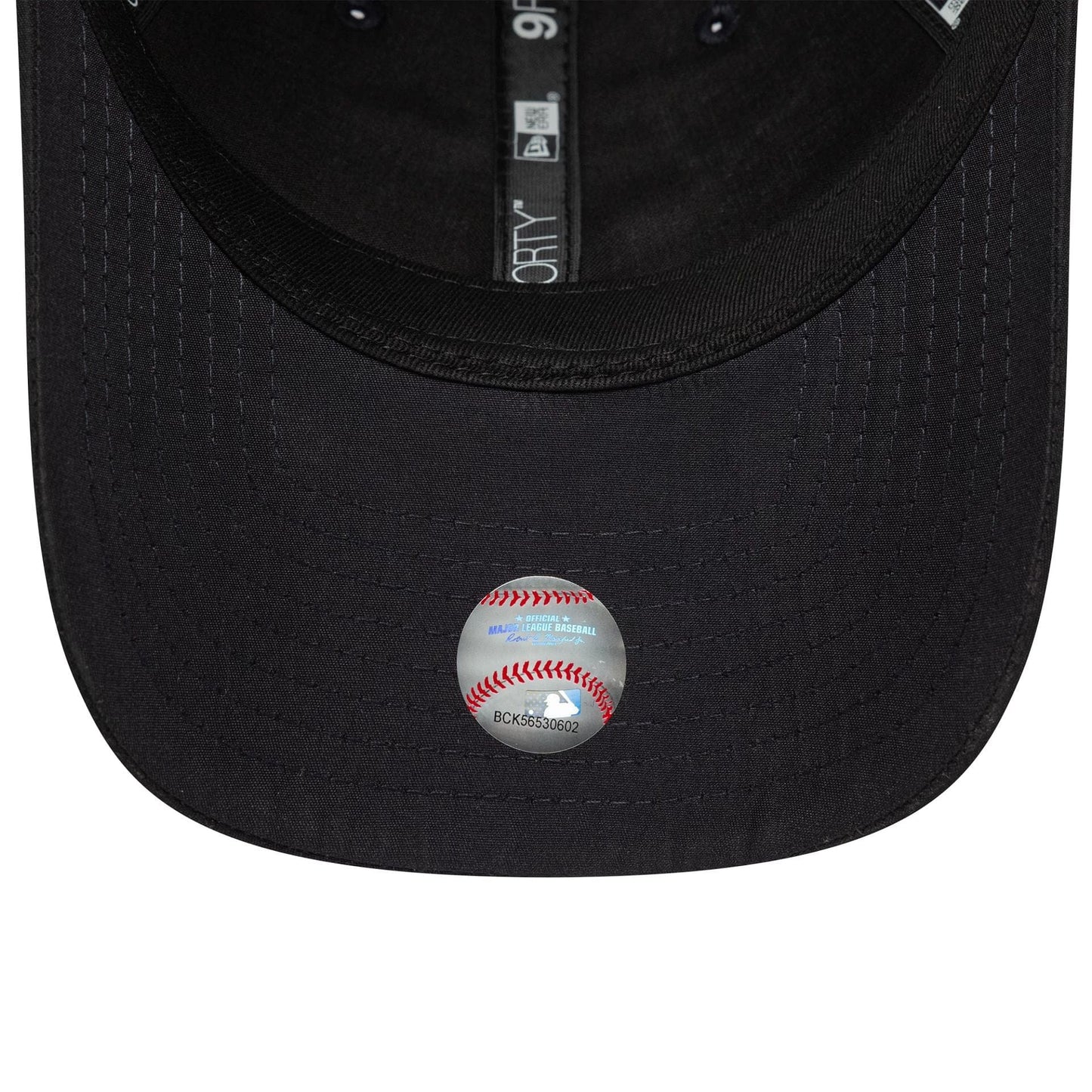 This is a New York Yankees MLB Pin Navy 9FORTY Adjustable Cap 5