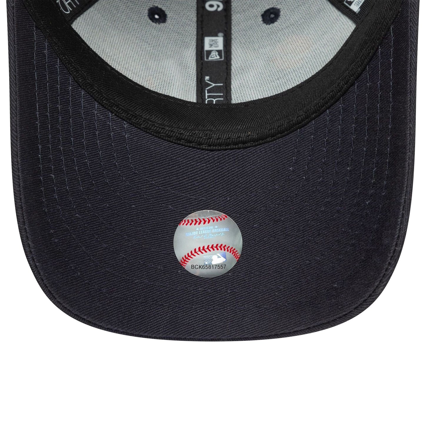 This is a New York Yankees Child MLB Space Icon Navy 9FORTY Adjustable Cap 5