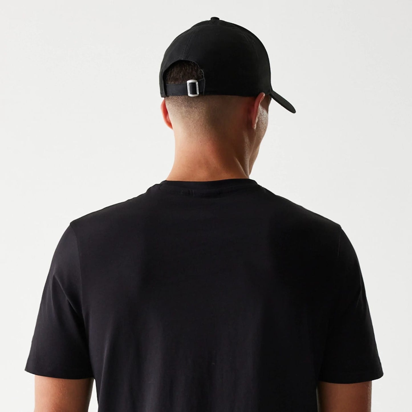 The Male model is wearing LA Lakers NBA Flame Graphic Black T-Shirt 7